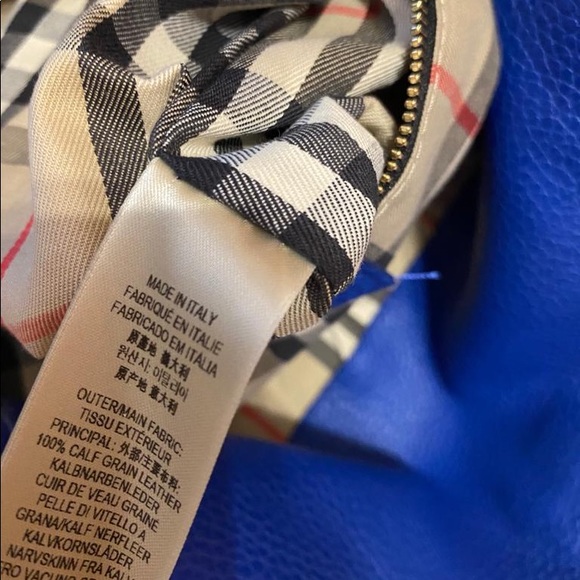 Authentic Burberry Baynard Leather Tote - Picture 11 of 16